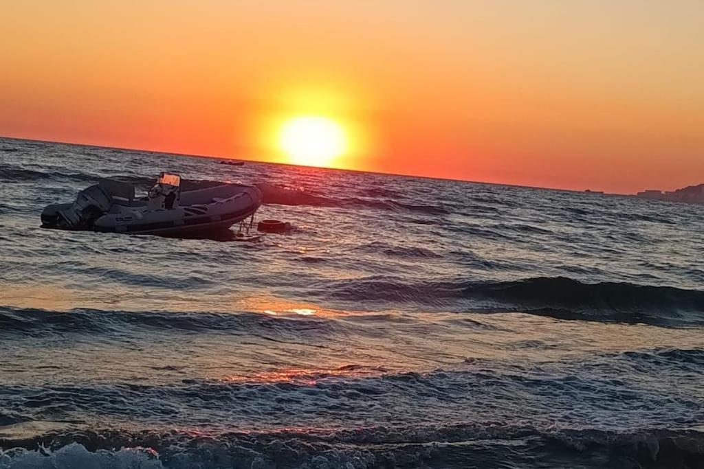 Seaview Haven - Golem, Albania Apartment Golem  Ngoại thất bức ảnh